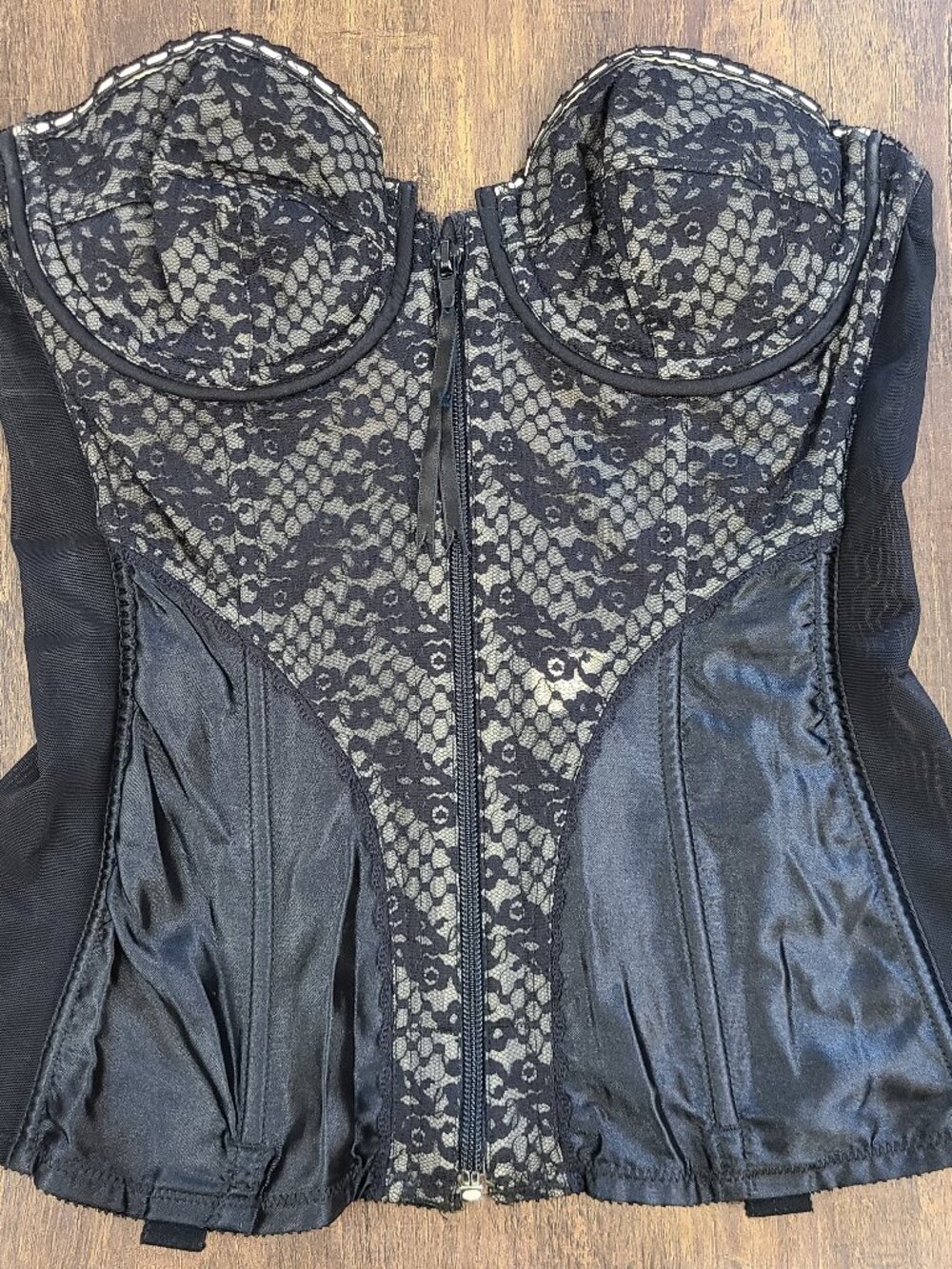 Vintage Victoria’s Secret Black Lace Corset 36B